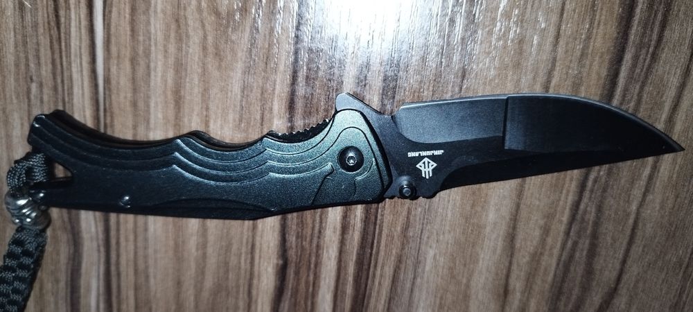 Продам нож роскладный