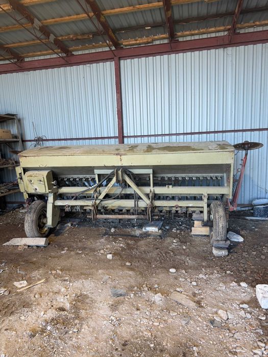 Siewnik zbożowy marki Fortschritt model A215