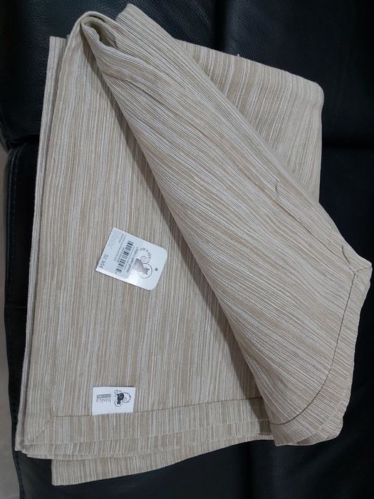 Manta para sofá em linho natural