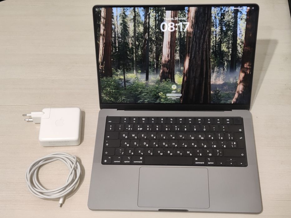 MacBook pro 14" 2442 (m1 pro, 32gb, 1tb ssd) в ідеальному стані