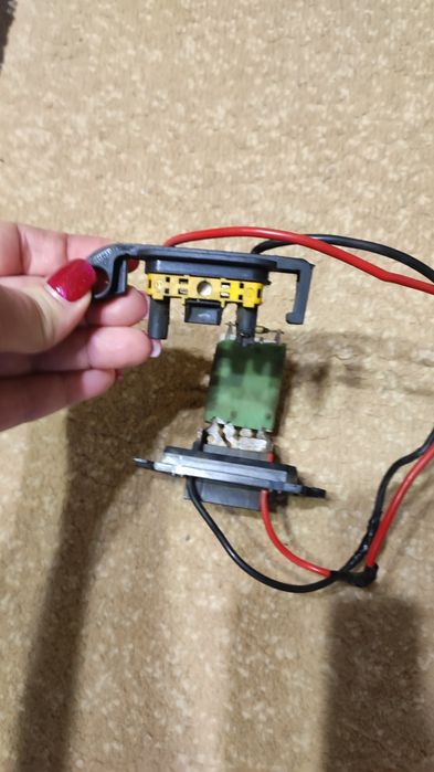 Резистор печки на Рено Меган 2