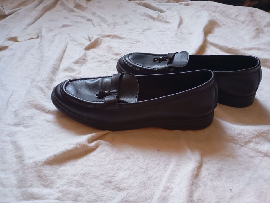 Лоферы женские кожаные туфли р39 25см Италия