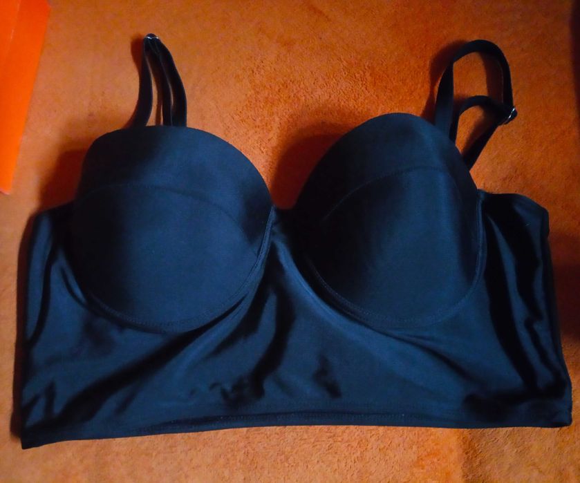 Czarny biustonosz zabudowany bez zapięcia 2xl