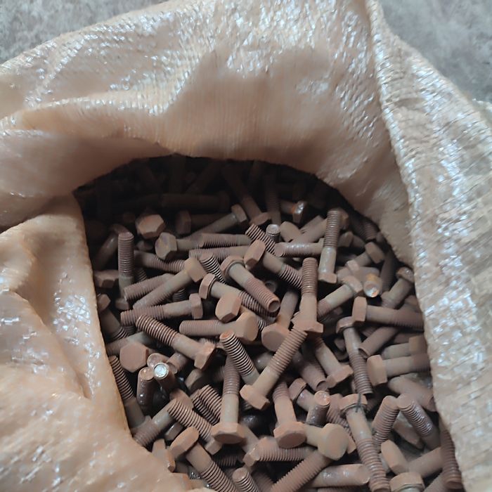 Продам болти м8×35