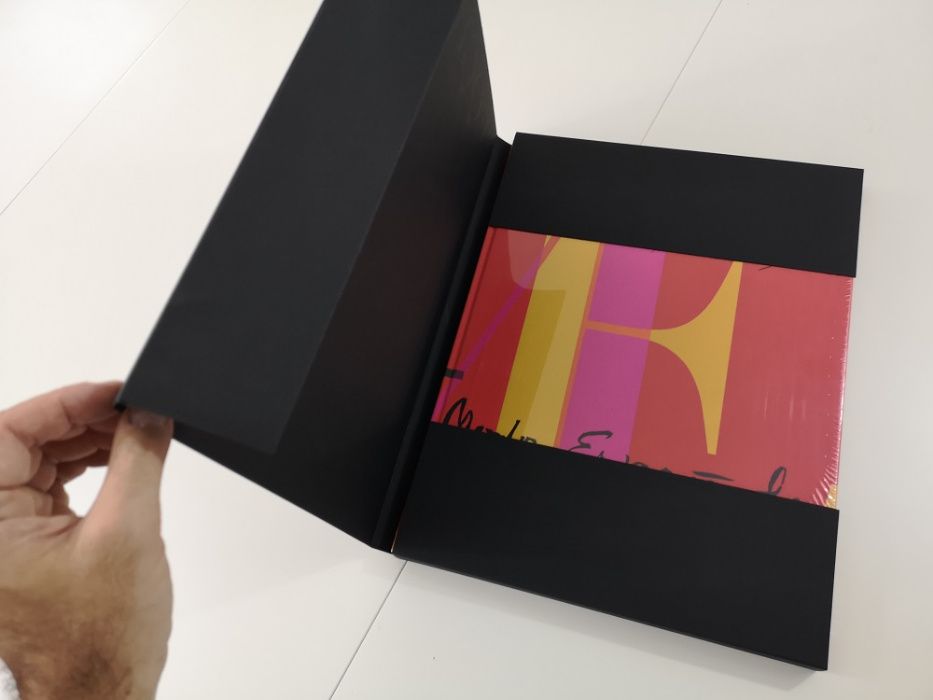 Livro de moda (NOVO) - Geografia de la Moda Española