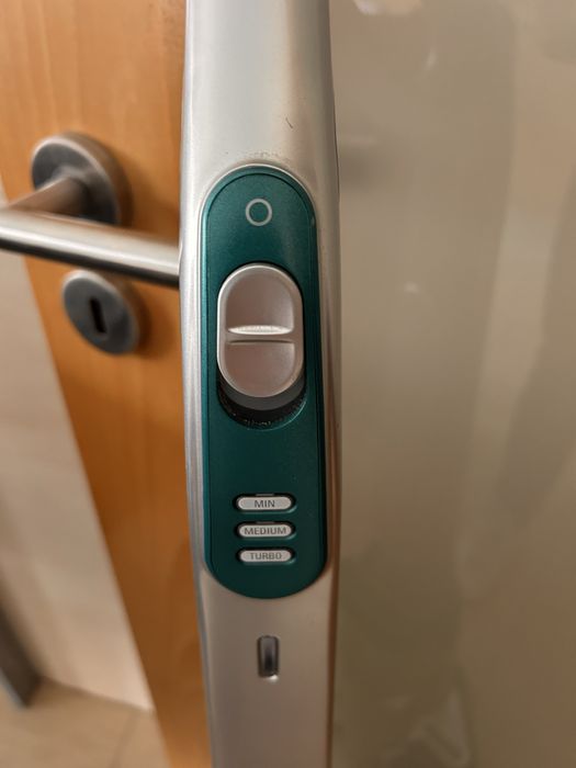 ROWENTA - Aspirador Vertical RH8912WH Sem Fio