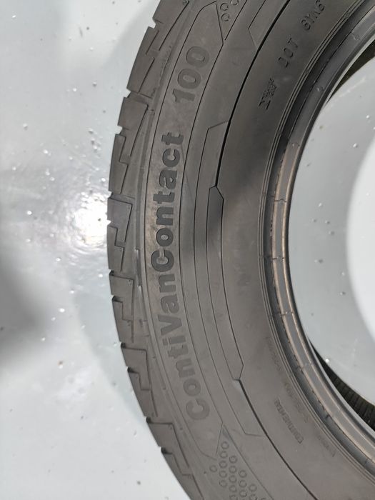 2 pneus semi novos 195-75R16C Continental - Oferta dos Portes