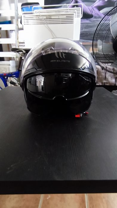 Capacete moto como