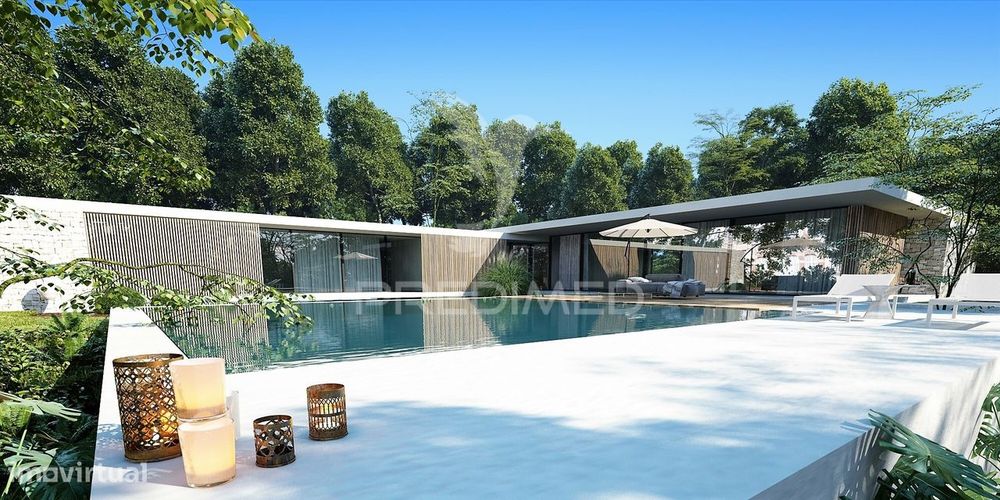 Moradia V5, em construção com piscina, Constância