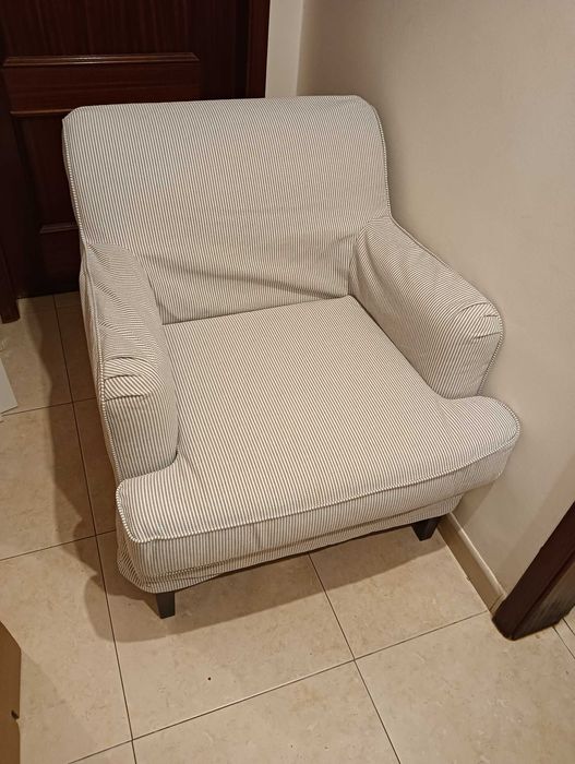Poltrona IKEA nova