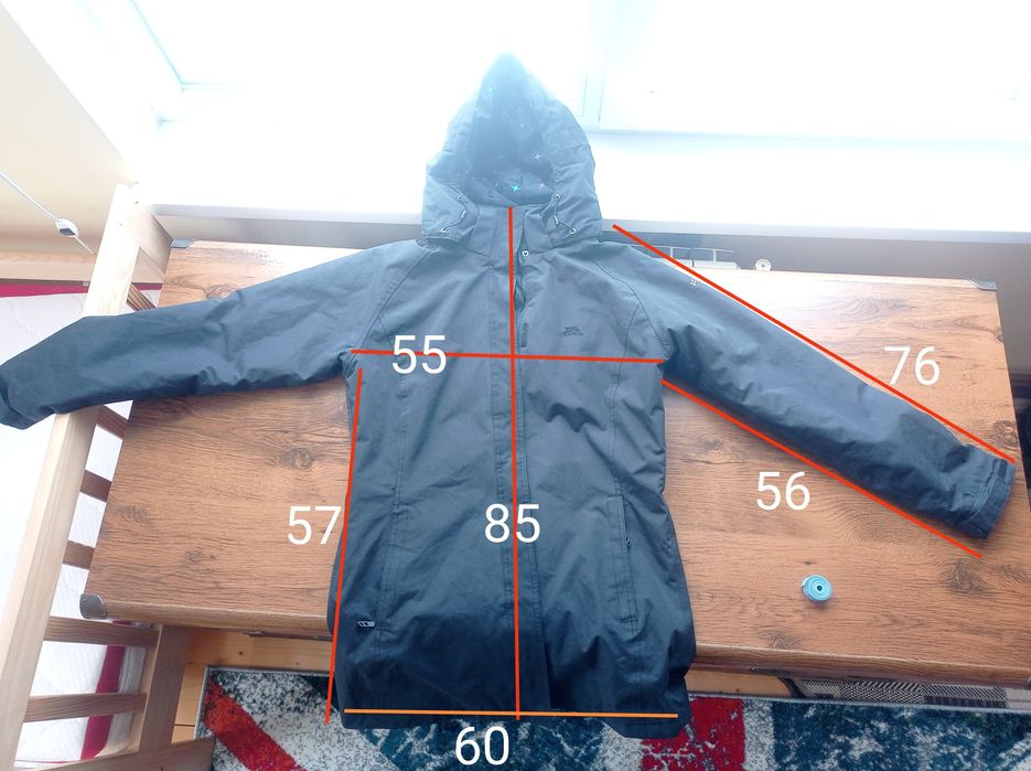 trespass куртка, як нова, довга,