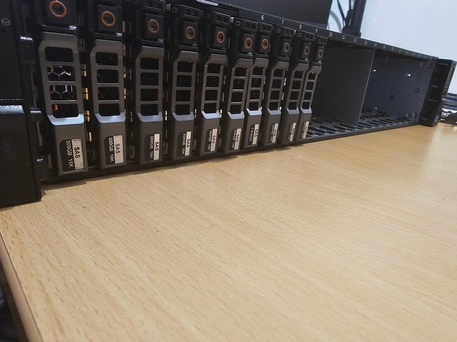 Dell PowerEdge R720xd–2xE5-2670v2/320GB RAM/iDRAC/H710