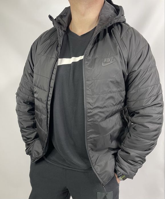 Ветровка мужская демисезон с капюшоном в топ качестве производ Китай