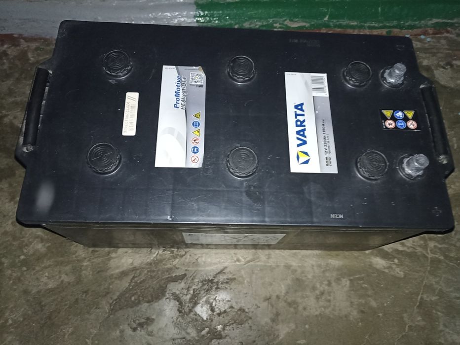 Аккумулятор Varta 12v 220Ah