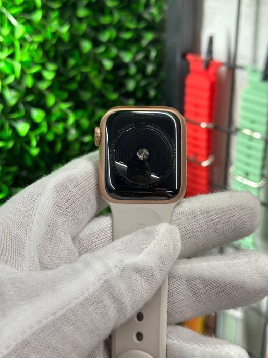 Apple Watch SE40mm Gold SE2020/21 Магазин, Гарантія, Вибір