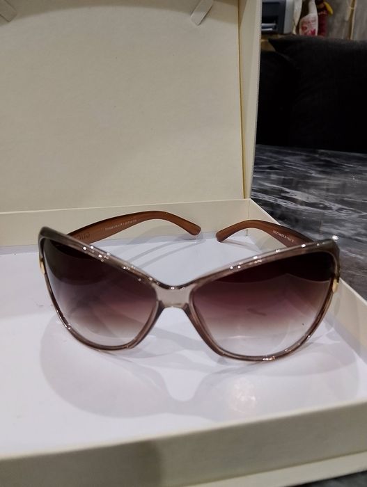 Gucci okulary przeciwsłoneczne jak nowe