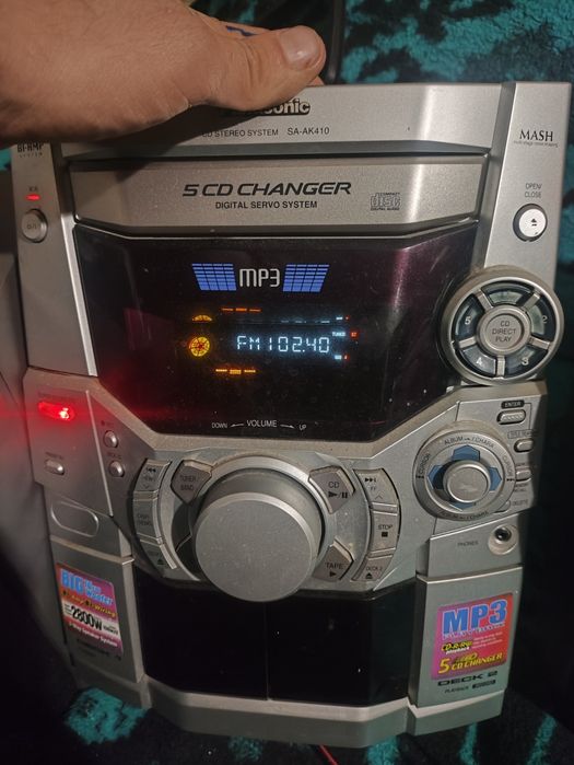 музикальний центр Panasonic SA-AK 410 + колонки aiwa sx-ns30