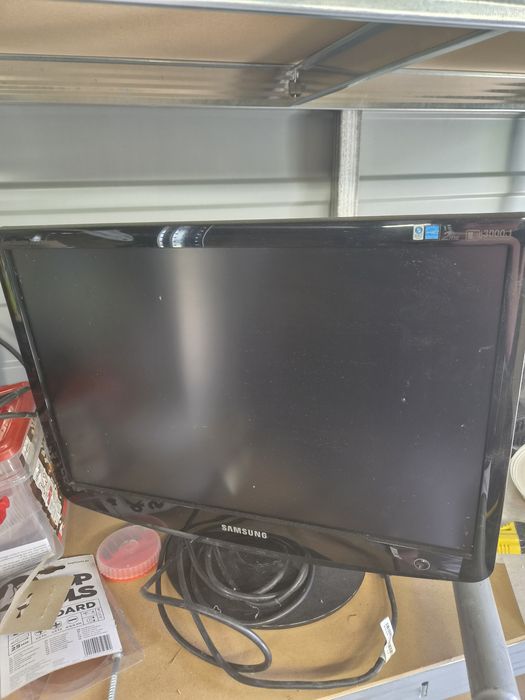 Monitor 20 cali Samsung