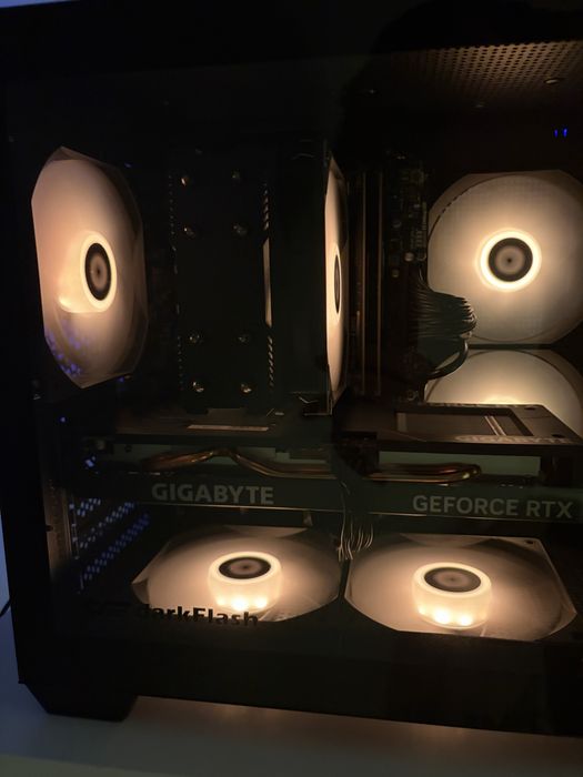 Komputer do gier “akwarium” I5 14500T, 32GB RAM, 1TB SSD, RTX 4060 8GB