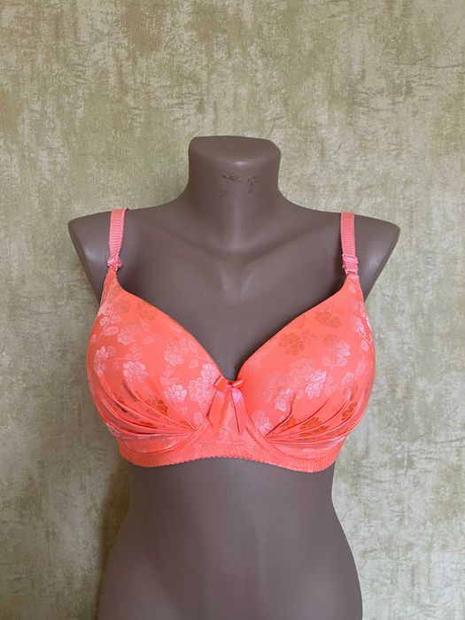 Коралловый бюстгальтер Marks&Spenser р.80D