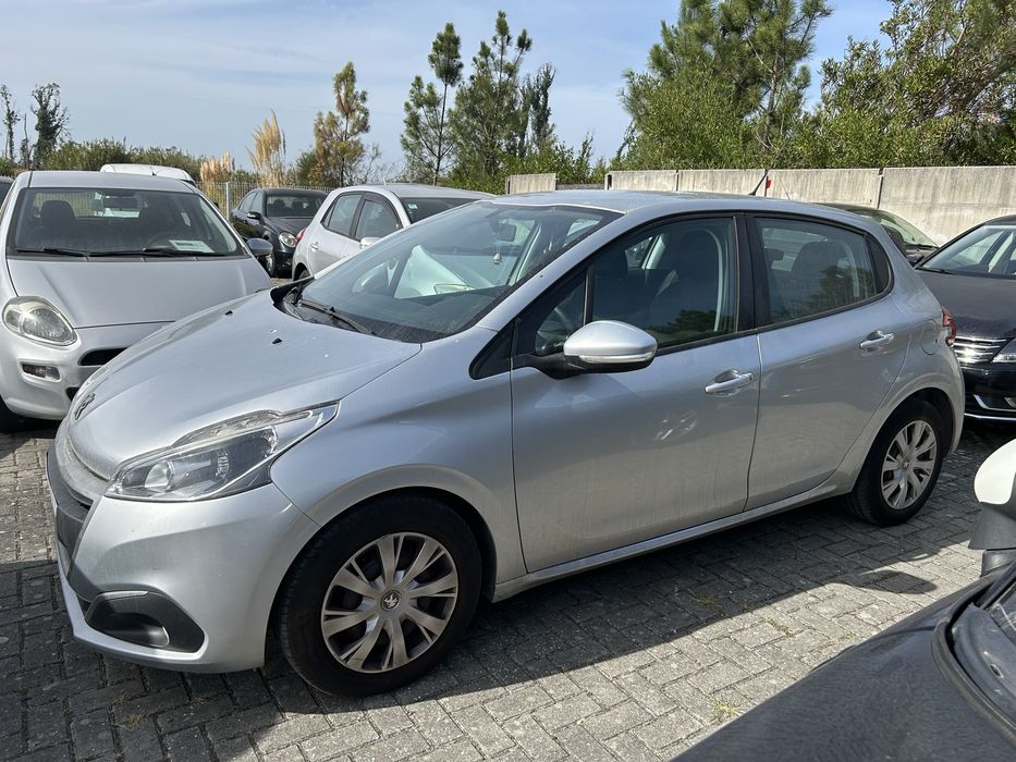 Peugeot 208 1.6 HDI