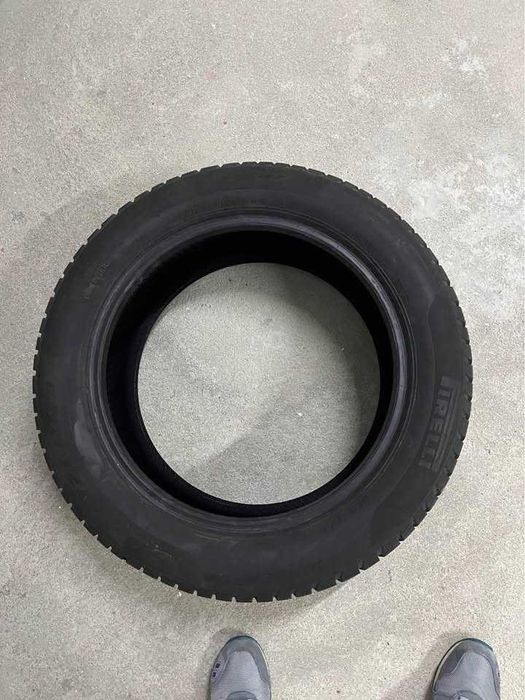 2 Pneus Pirelli Sottozero 3 215/55 R17 – Bom estado