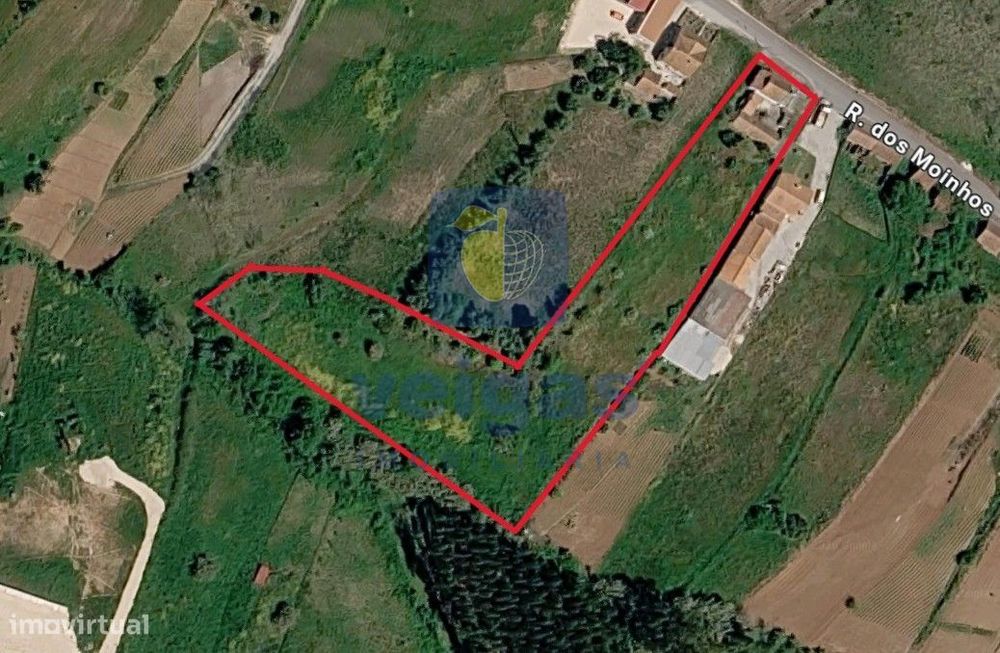Casa Típica Portuguesa com Terreno de 6346m2