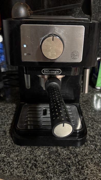 Máquina de Café Delonghi Stilosa EC260.BK