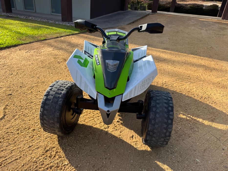 Moto 4 Eletrica Criança INJUSA 24V