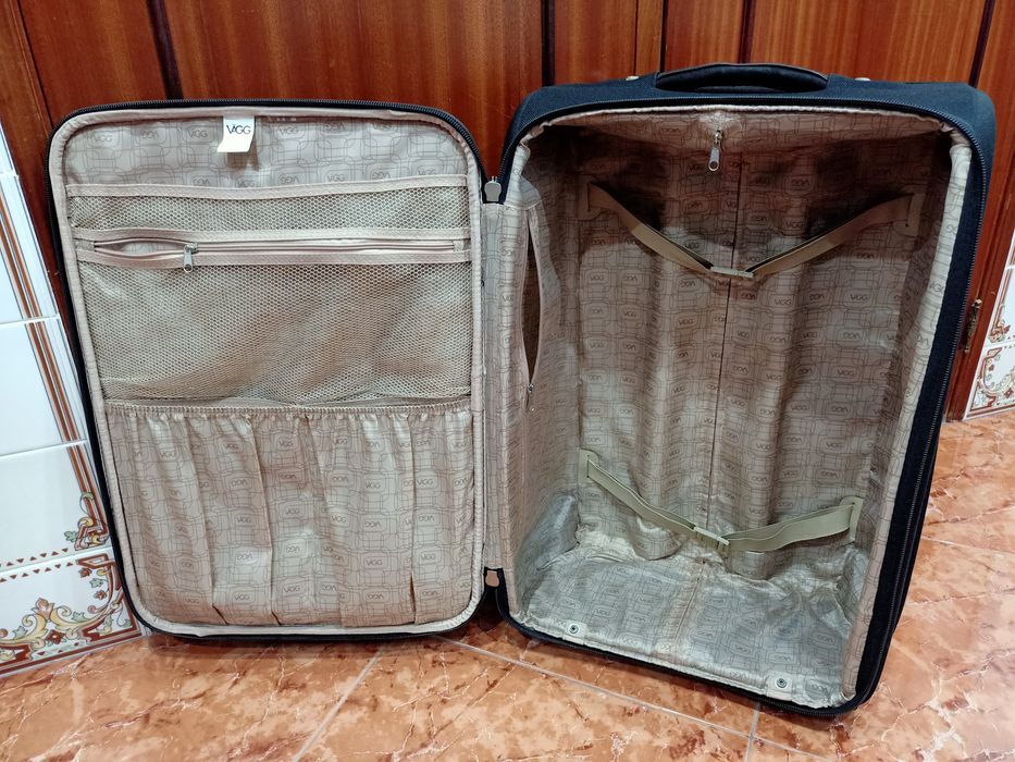 Mala Malas de porão até 23 kg viagem casa quarto apartamento vivenda.