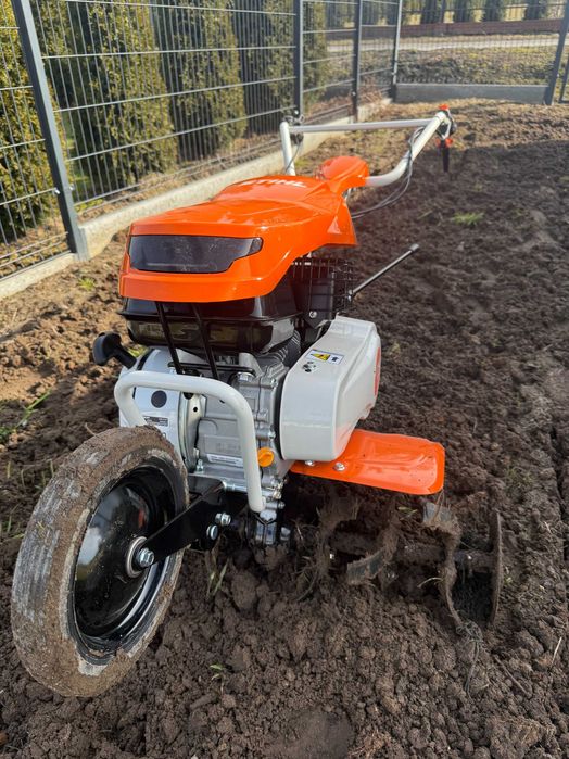 Glebogryzarka spalinowa STIHL - wynajem 6 KM