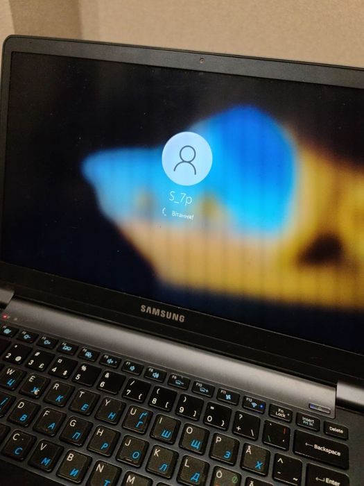 Продам нетбук Samsung NP900X3F