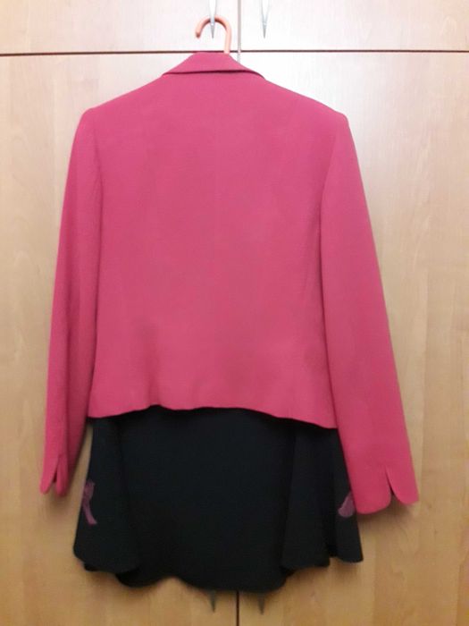 Костюм р.48 б/у идеал.состояние