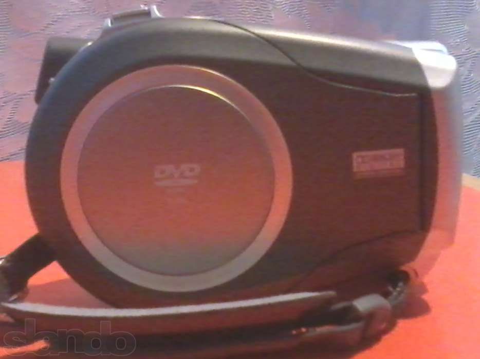 Цифровая видеокамера Canon DC 21