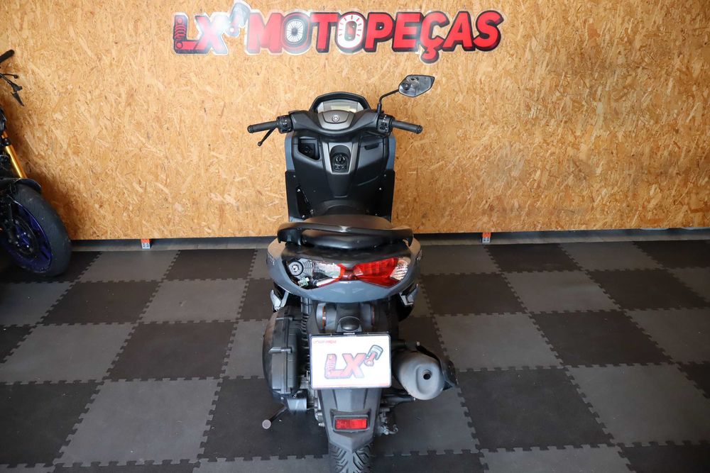 Yamaha N-max 2022 para peças