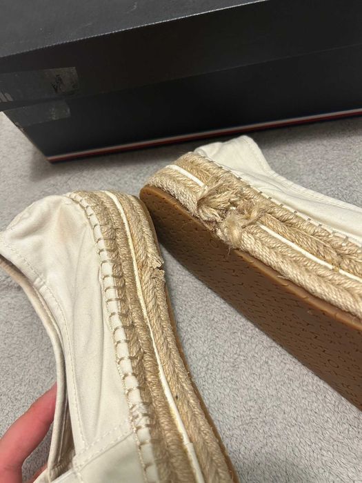 Białe espadryle na platformie Tommy Hilfiger 40