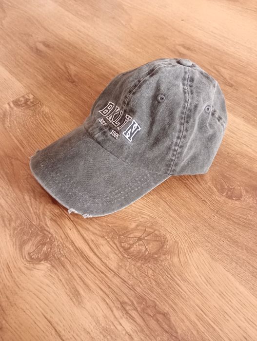 Czapka z daszkiem z przetarciami dadcap, retro