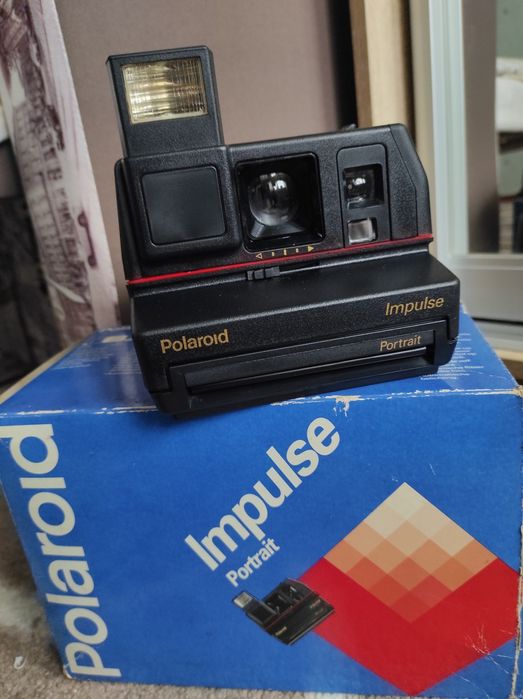 Продам фотоапарат Polaroid 600 plus