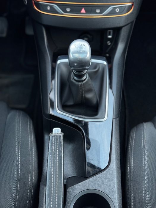 Peugeot 308 SW 1.6 BlueHDi Allure