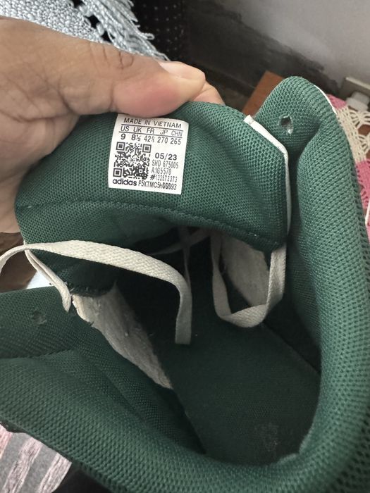 Tenis addidas /semi novo