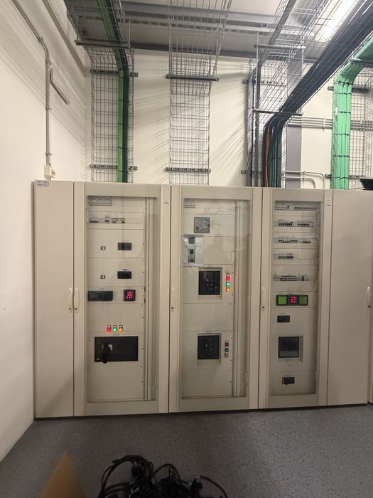 Materiais elétrico e mão de obra