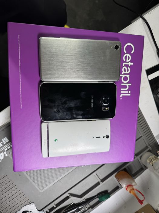 телефони на запчастини