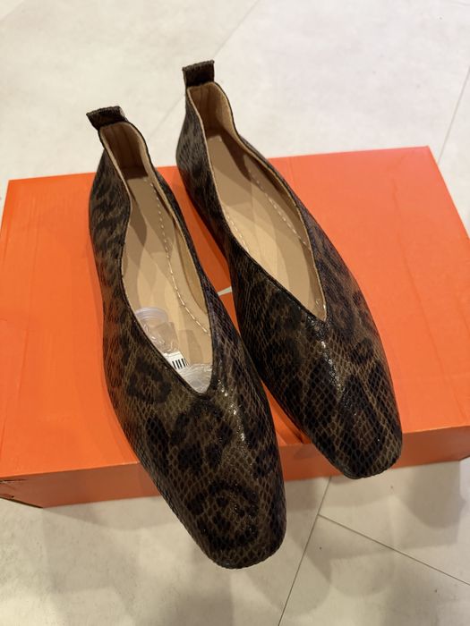 Нові коричневі туфлі 40-41