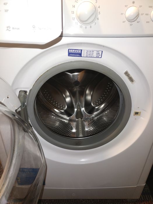 Máquina de lavar roupa Indesit 7kg