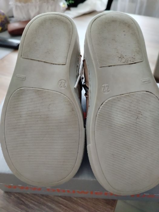 Sprzedam skórzane trzewiki Bartuś