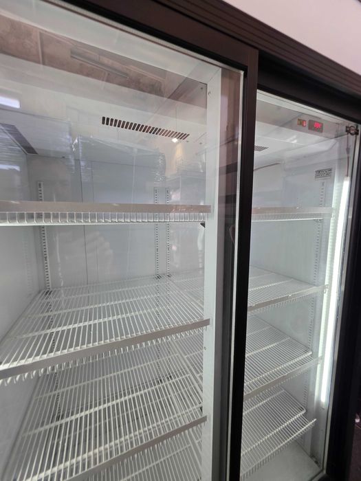 Холодильна шафа вітрина UBC Extra Large Білий. Є сервіс!