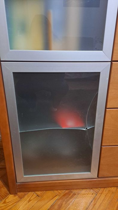 Ofereço Móvel - Aparador usado