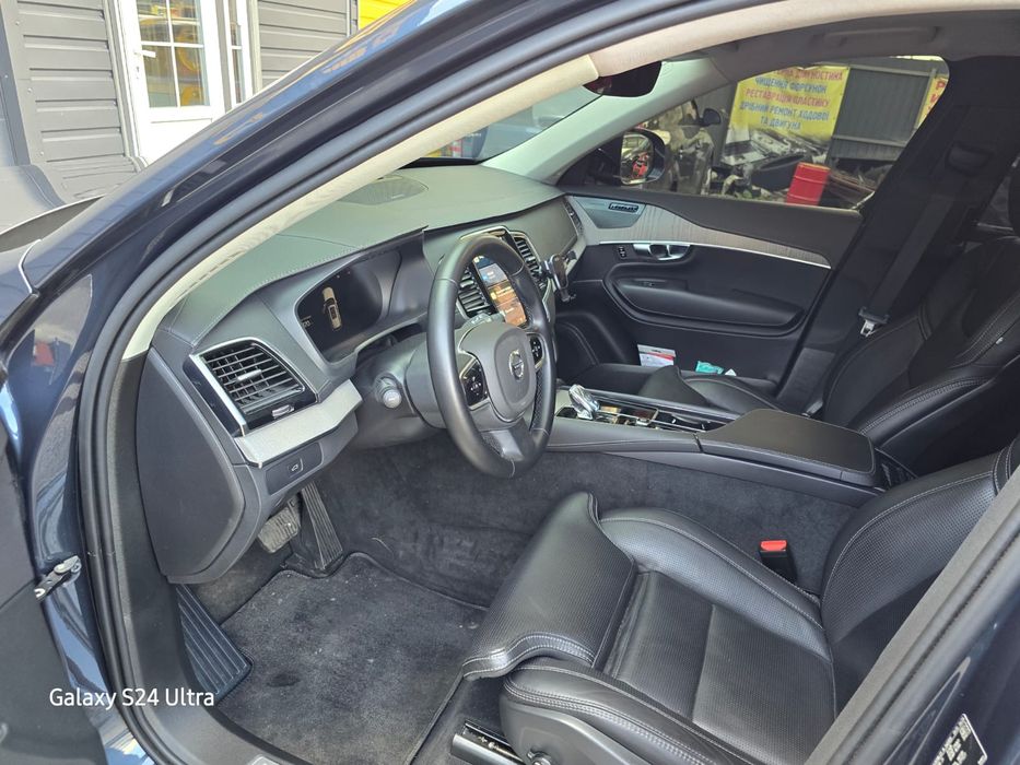 Volvo XC90 2024 VIN YV4062PF7R1258380 фото оголошення 12 з 20