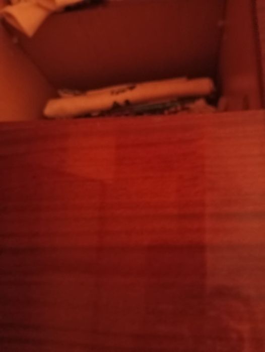 Продається шафа для одягу