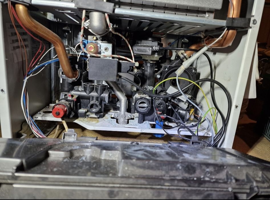 Hydroblok / blok hydrauliczny do kotła Ariston Class Evo 24 CF